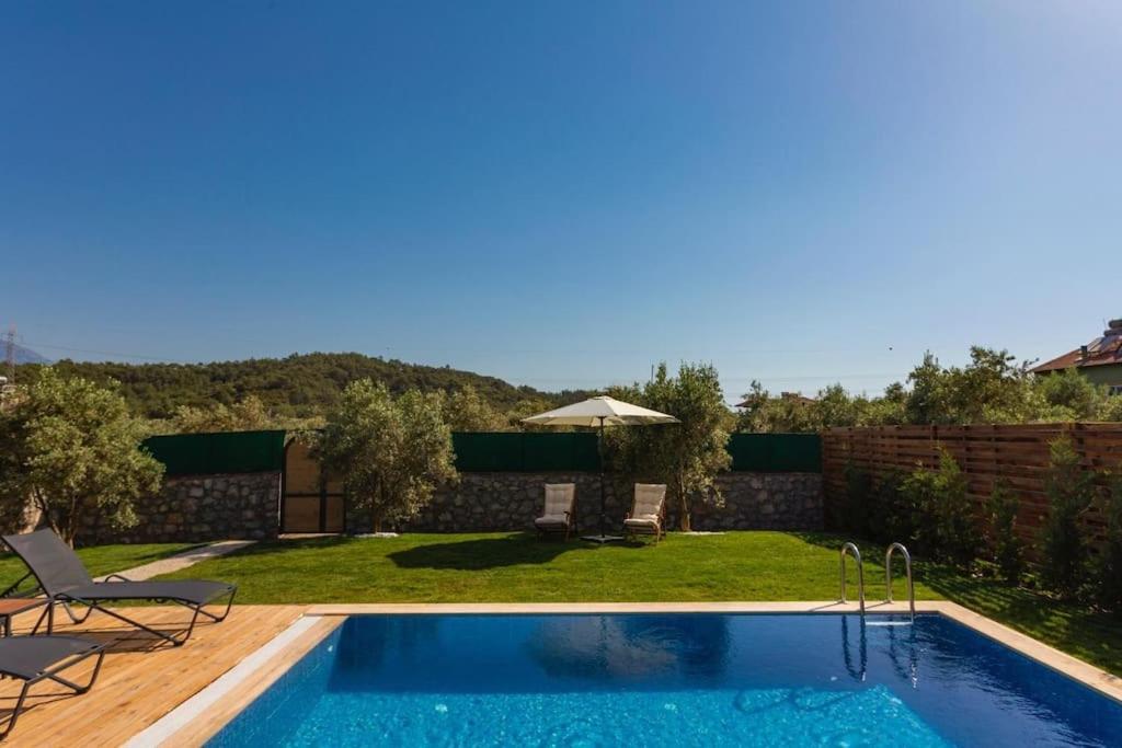 פאטהיה Villa Zeytin Havuzlu Jakuzili מראה חיצוני תמונה