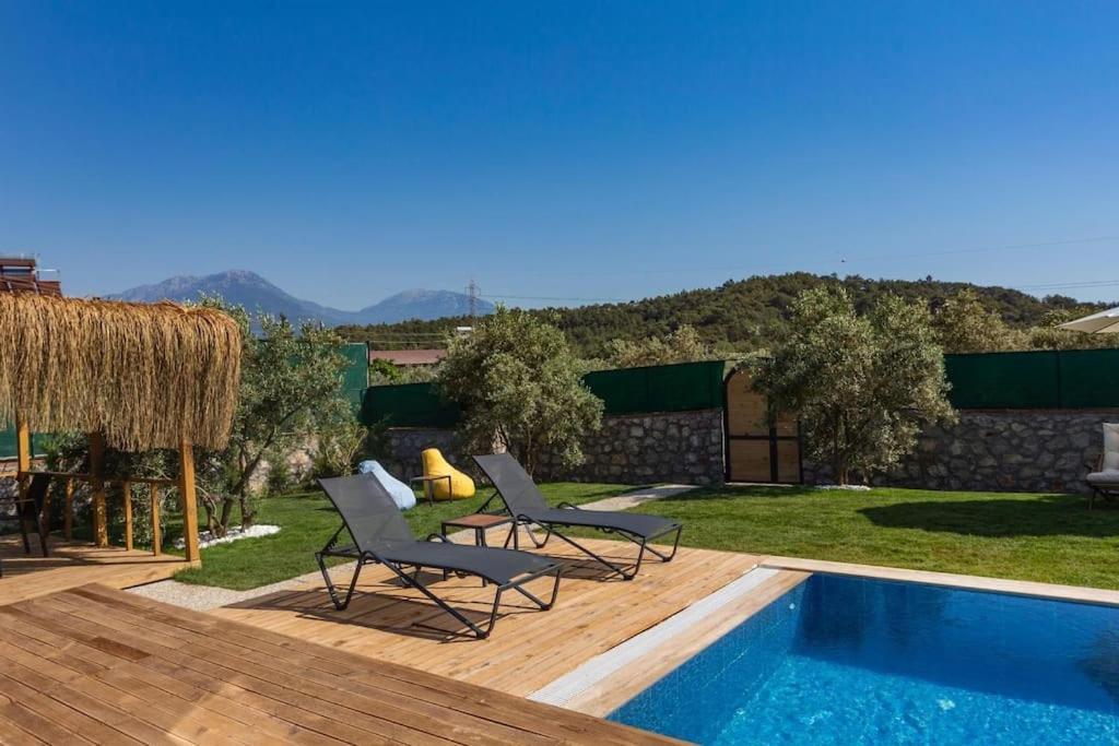 פאטהיה Villa Zeytin Havuzlu Jakuzili מראה חיצוני תמונה