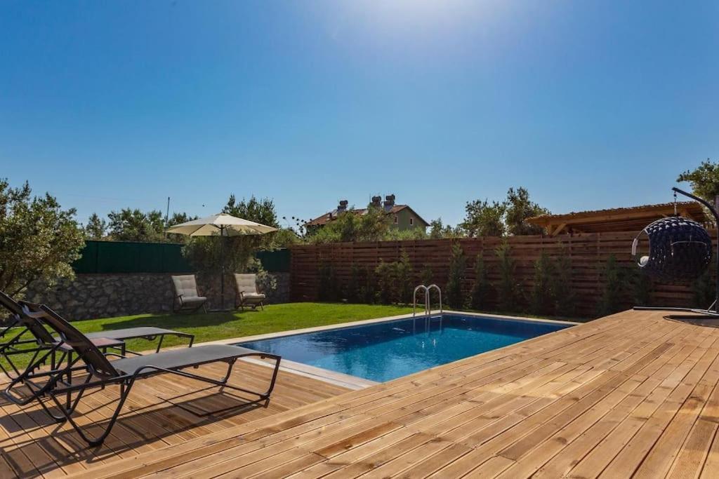 פאטהיה Villa Zeytin Havuzlu Jakuzili מראה חיצוני תמונה